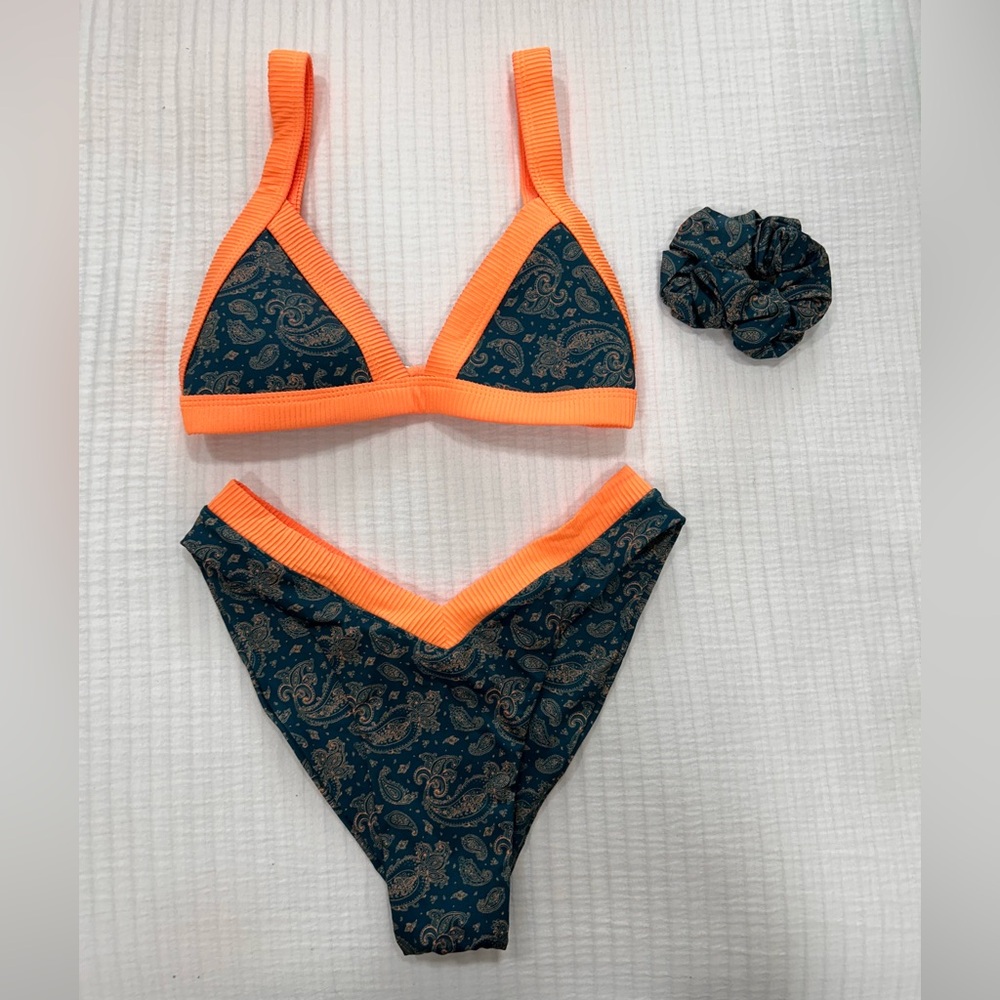 OneOne Swim Orange and Green Paisley Bikini Set with Scrunchie